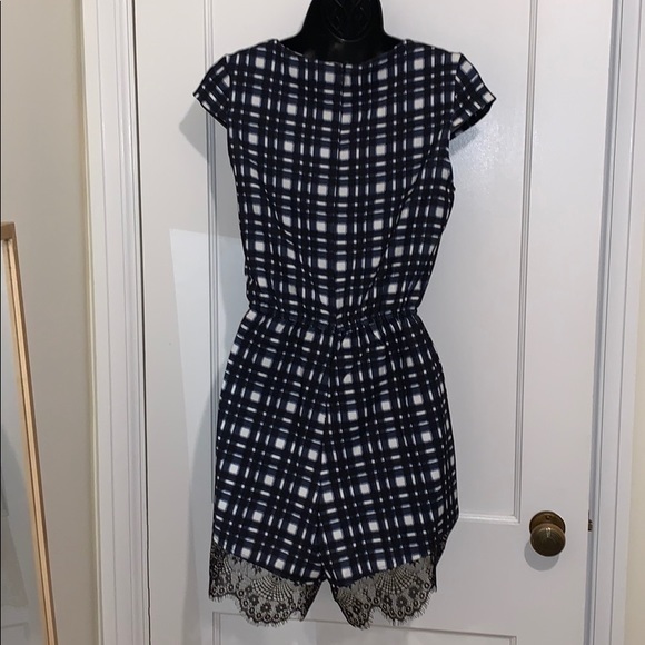 ally-NWOT- Romper- size 4 - Picture 6 of 8